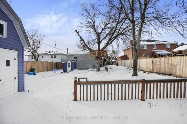 64 First Rd W, House other with 5 bedrooms, 2 bathrooms and 8 parking in Stoney Creek ON | Image 34