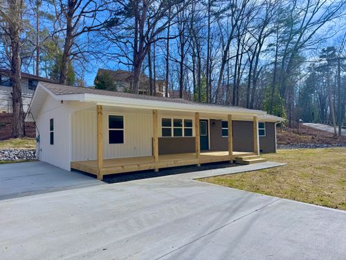 2204 Glengerrie Dr, Soddy Daisy, TN, 37379-3134 | Card Image