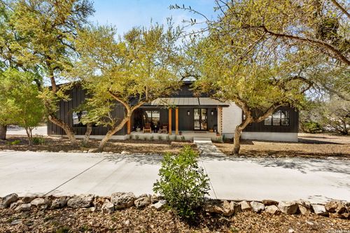 1129 Estate Dr, New Braunfels, TX, 78132-0202 | Card Image