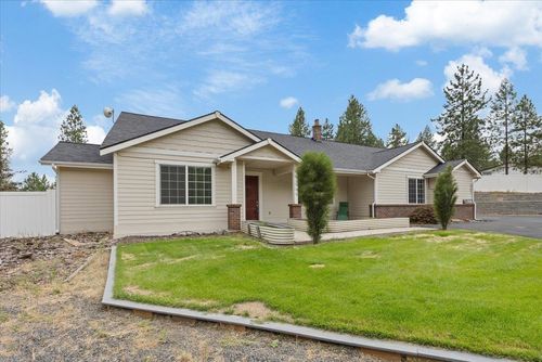 6282 W Bluebird Way, Deer Park, WA, 99006-9602 | Card Image