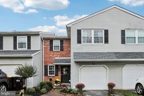 219 Red Haven Dr, NORTH WALES, PA, 19454-1442 | Card Image