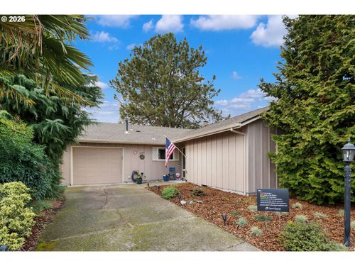 12441 Sw King George Dr, King City, OR, 97224-2467 | Card Image