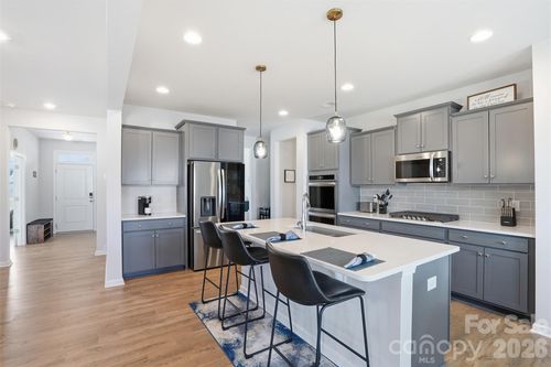 5043 Baileys Run Dr, Rock Hill, SC, 29732-8609 | Card Image