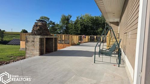 303 Sw B St, Melcher-Dallas, IA, 50163 | Card Image