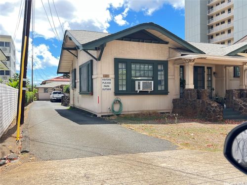 apt-d-1231 Alexander St, Honolulu, HI, 96826-1200 | Card Image