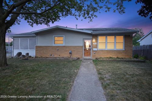 4424 Barclay, Lansing, MI, 48911 | Card Image