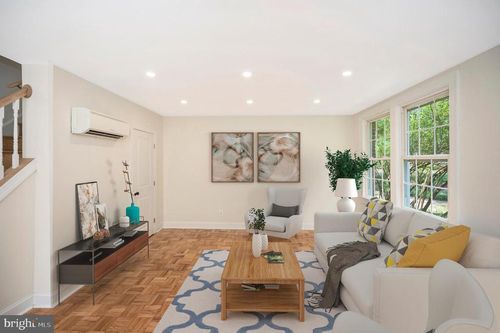 apt-696-2600 16th St S, ARLINGTON, VA, 22204-4949 | Card Image
