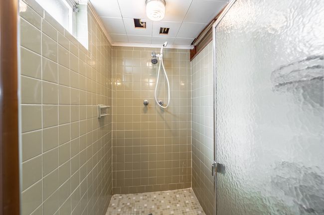 46 Suffield St, House other with 3 bedrooms, 2 bathrooms and 4 parking in Windsor Locks CT | Image 26