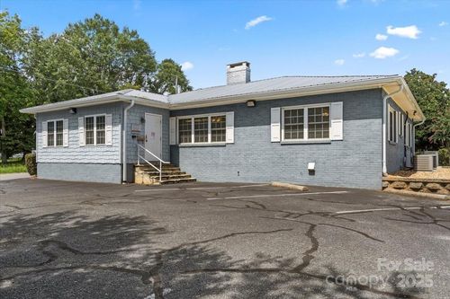 492 W Main St, Forest City, NC, 28043-2921 | Card Image