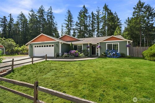 24262 197th Ave Se, Maple Valley, WA, 98038-8632 | Card Image
