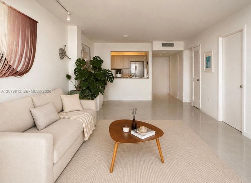 9l-6900 E Bay Drive, Miami Beach, FL, 33141 | Card Image