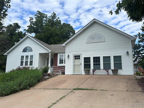 719 Camelot Estates Dr, Hillsboro, MO, 63050-4320 | Card Image