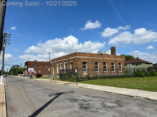 235 Burke St, River Rouge, MI, 48218-1412 | Card Image