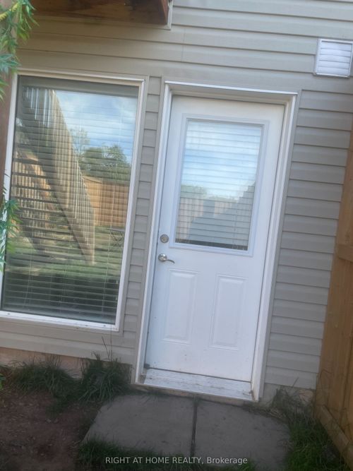 59 Denistoun(Bachelor) Street, Welland, ON, L3T0H6 | Card Image