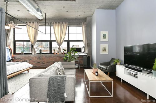 apt-210-55 W Canfield St, Detroit, MI, 48201-1884 | Card Image
