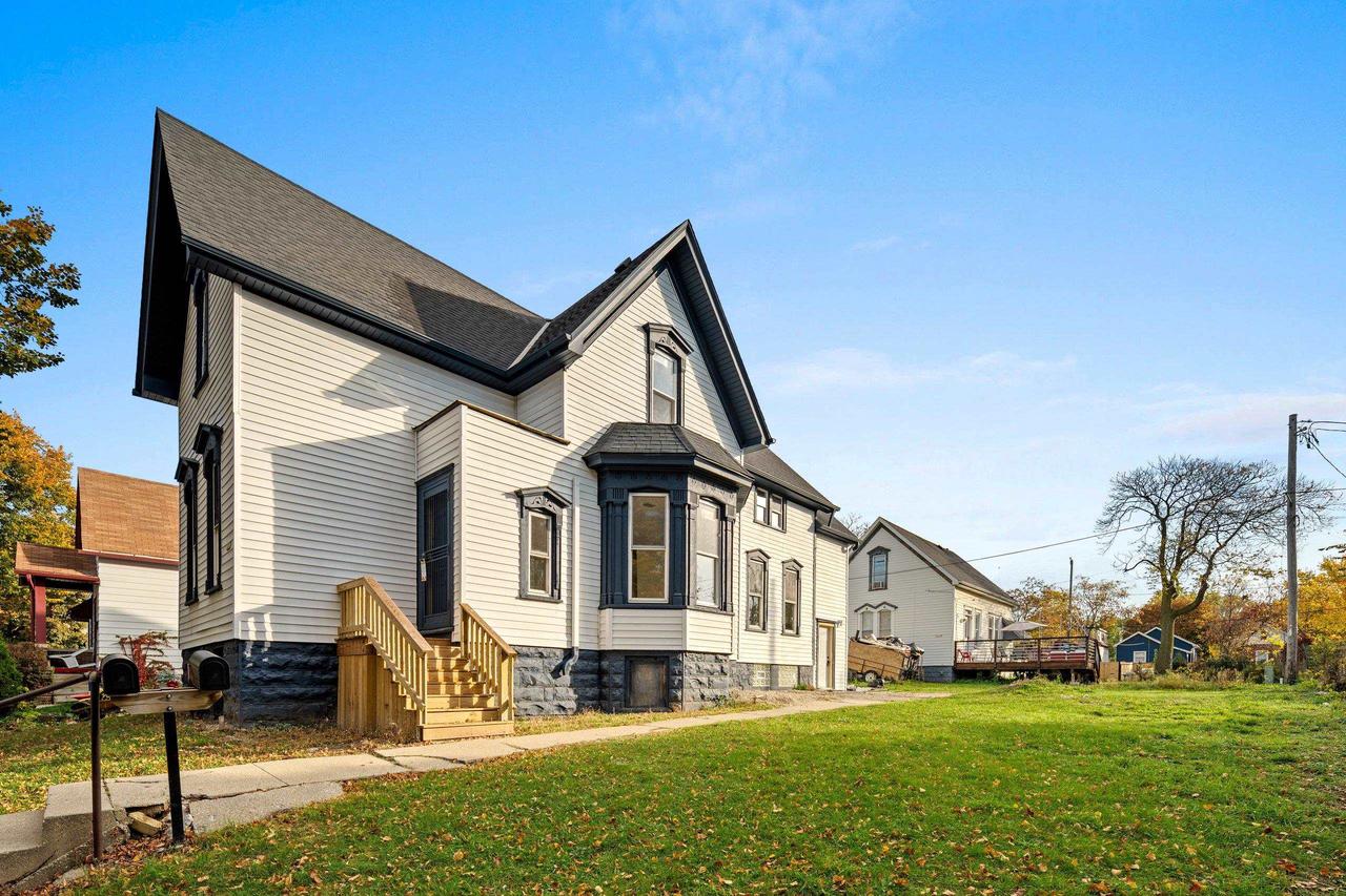 Hubbard St, Milwaukee, WI 53212