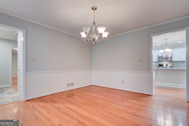 7070 Glenridge Dr, House other with 4 bedrooms, 3 bathrooms and null parking in Atlanta GA | Image 20