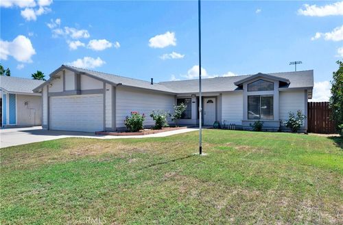444 Westminister Dr, San Jacinto, CA, 92583-2692 | Card Image