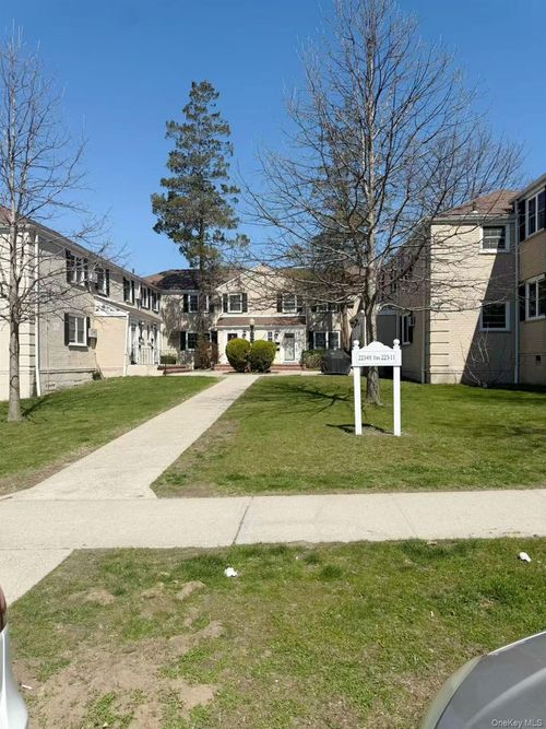 a-22305 69th Ave, Oakland Gardens, NY, 11364-2640 | Card Image