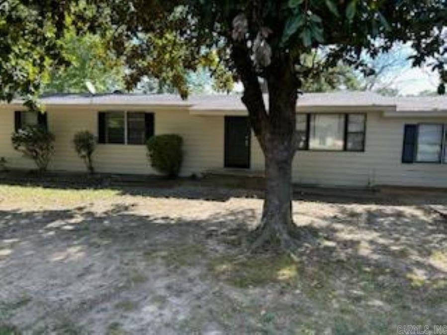 Christen Dr, Little Rock, AR 72209