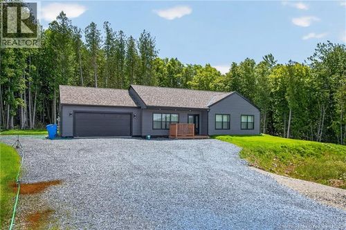 9 Greystone Dr, Quispamsis, NB, E2G0H9 | Card Image
