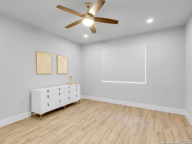 7105 Walkers Loop, House other with 3 bedrooms, 2 bathrooms and null parking in San Antonio TX | Image 19