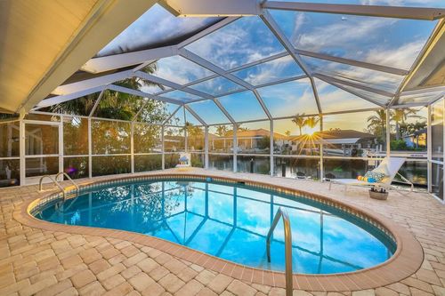 430 Driftwood Ct, MARCO ISLAND, FL, 34145-4528 | Card Image