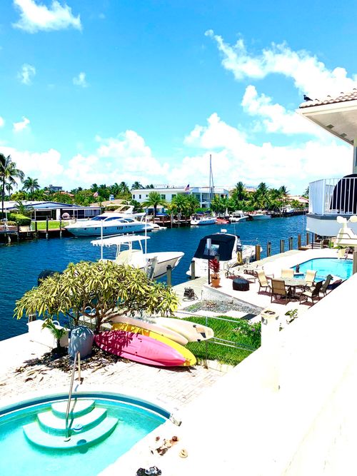 2735 Ne 28th Ct, Lighthouse Point, FL, 33064-8247 | Card Image