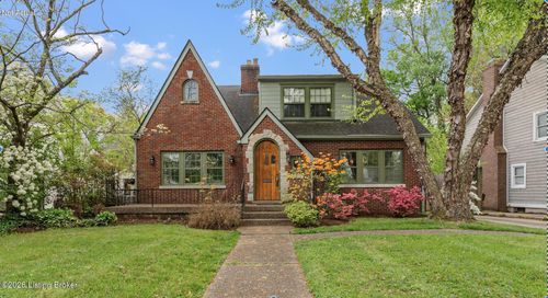 3838 Napanee Rd, Louisville, KY, 40207-1913 | Card Image