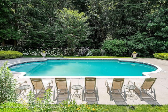 17 Raintree Ct, House other with 5 bedrooms, 5 bathrooms and null parking in Holmdel NJ | Image 43