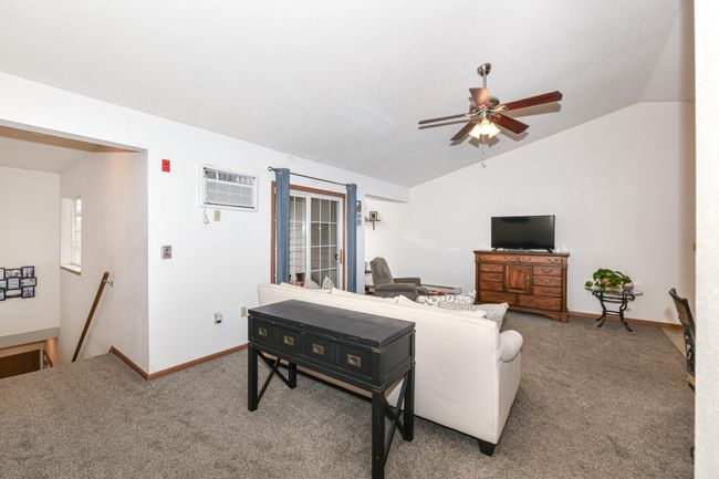 505 Lawson School Rd, Condo with 2 bedrooms, 1 bathrooms and null parking in Delavan WI | Image 6