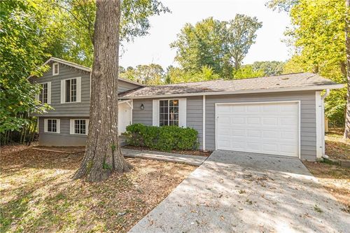 806 Houndstooth Trl Nw, Lilburn, GA, 30047-4812 | Card Image