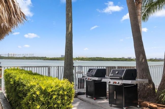 APT-5L - 10350 W Bay Harbor Dr, Condo with 1 bedrooms, 1 bathrooms and null parking in Bay Harbor Islands FL | Image 14