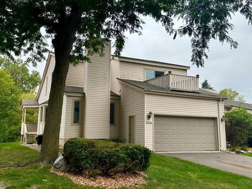 5444 W Bavarian Pass, Fridley, MN, 55432-6042 | Card Image