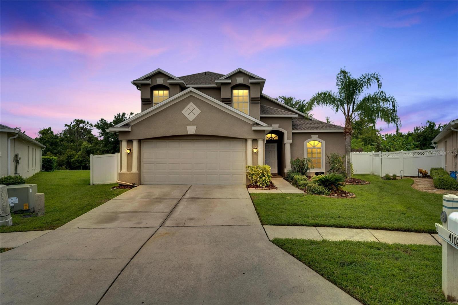 Medbury Dr, Wesley Chapel, FL 33543