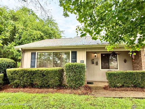 351 Lakebend Dr, Brandon, MS, 39042-2223 | Card Image