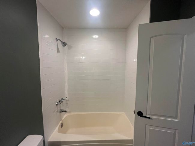 501 Carol St Nw, House other with 3 bedrooms, 2 bathrooms and null parking in Hartselle AL | Image 24