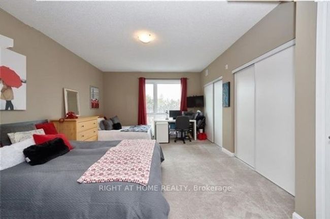 302 - 302 Essa Rd, Condo with 3 bedrooms, 2 bathrooms and 1 parking in Barrie ON | Image 7