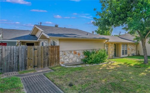 2521 Longmire Dr, College Station, TX, 77845-5419 | Card Image
