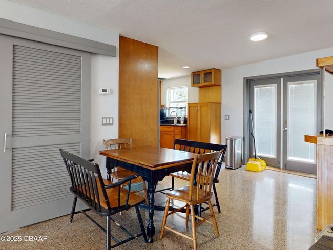 650 S Pine St, House other with 3 bedrooms, 2 bathrooms and null parking in NEW SMYRNA BEACH FL | Image 10