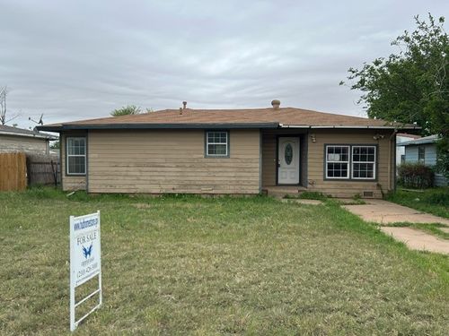 330 Avenue M, Anson, TX, 79501-2408 | Card Image