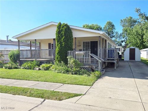 127 Tropicana, Amherst, OH, 44001 | Card Image