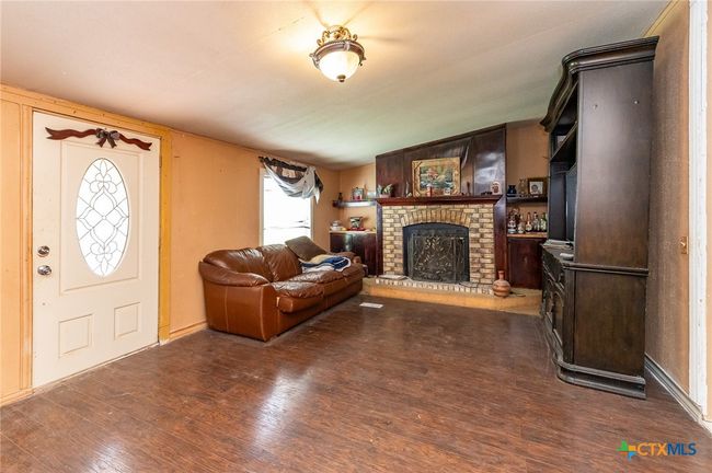989 Oil Wl, House other with 3 bedrooms, 2 bathrooms and null parking in Pipe Creek TX | Image 7