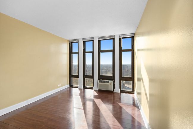 APT-10J - 6700 S South Shore Dr, Condo with 1 bedrooms, 1 bathrooms and 1 parking in CHICAGO IL | Image 10