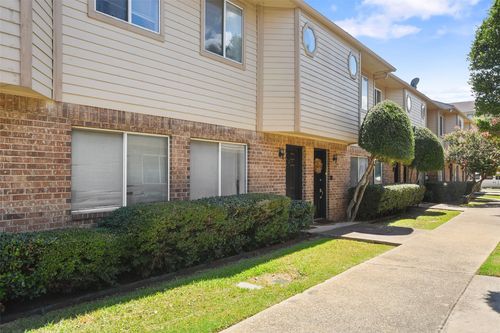 apt-3-724 S Welch St, Denton, TX, 76201-5892 | Card Image