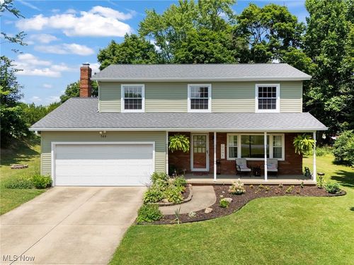 144 Beechwood Dr, Wadsworth, OH, 44281-1901 | Card Image