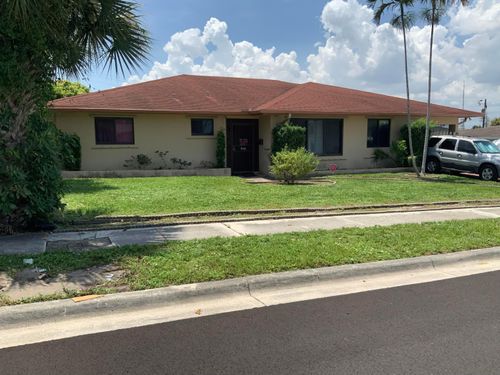 941 W 7th Street, Riviera Beach, FL, 33404 | Card Image