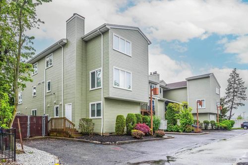 apt-1-700 10th St, Secaucus, NJ, 07094-2920 | Card Image