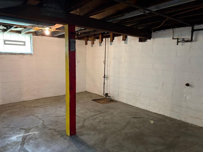 Basement | Image 19