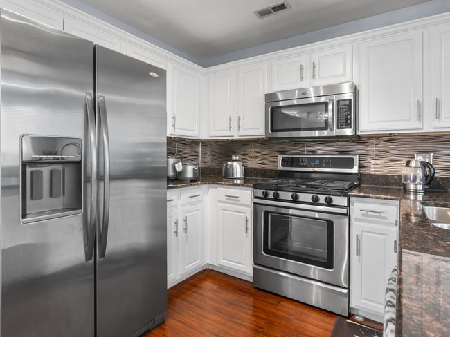 1597 Plum Tree Ln, House other with 3 bedrooms, 3 bathrooms and 2 parking in Aurora IL | Image 11